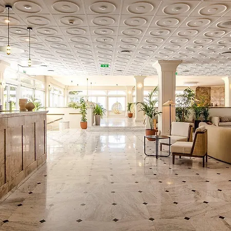 Hotel Brown 4*